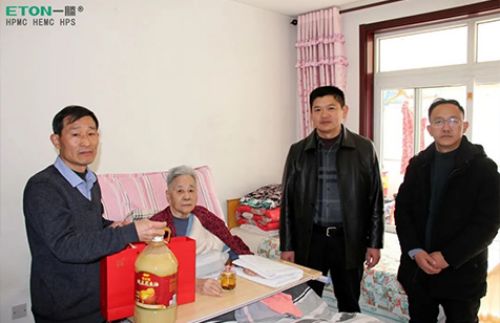 愛(ài)心關(guān)懷丨一滕新材料公司開(kāi)展春節(jié)職工走訪慰問(wèn)活動(dòng)